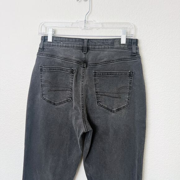 [American Eagle Outfitters] Washed Black High Rise Tapered Stretch Mom Jeans 6 - Picture 4 of 11